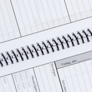 Planer Planer mit Metallspiralbindung